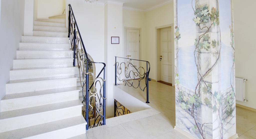 Pearl Mini-Hotel Odessa Eksteriør bilde