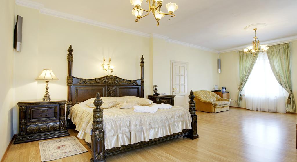 Pearl Mini-Hotel Odessa Eksteriør bilde
