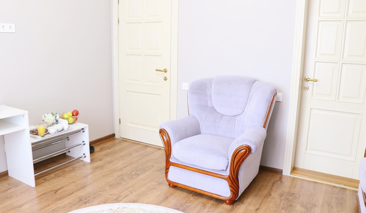 Pearl Mini-Hotel Odessa Eksteriør bilde